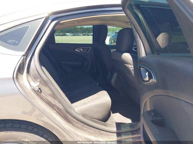 Продаж на аукціоні авто 2016 Chrysler 200 Limited, vin: 1C3CCCAB8GN161039, номер лоту: 45259389