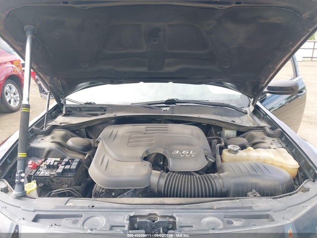 Chrysler 300 Limited 2017 2C3CCAAG3HH645937 Image 10
