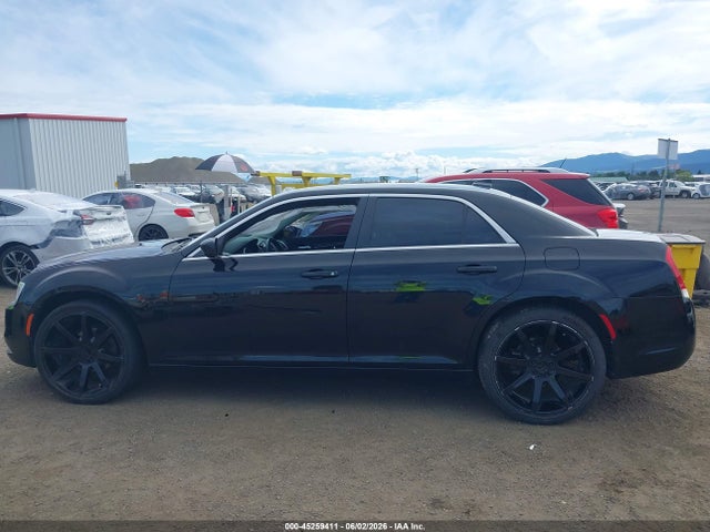 Chrysler 300 Limited 2017 2C3CCAAG3HH645937 Image 15