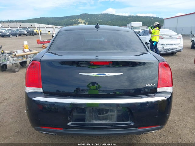 Chrysler 300 Limited 2017 2C3CCAAG3HH645937 Image 17