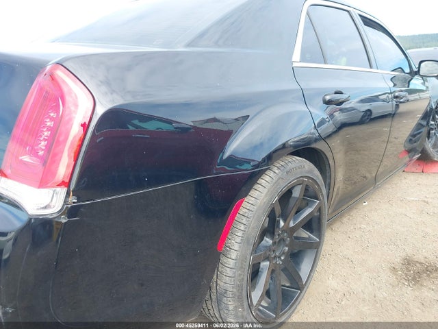 Chrysler 300 Limited 2017 2C3CCAAG3HH645937 Image 19