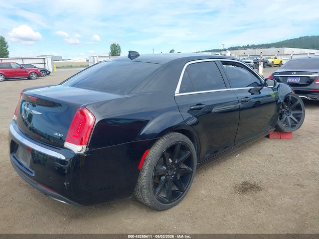 Chrysler 300 Limited 2017 2C3CCAAG3HH645937 Image 4