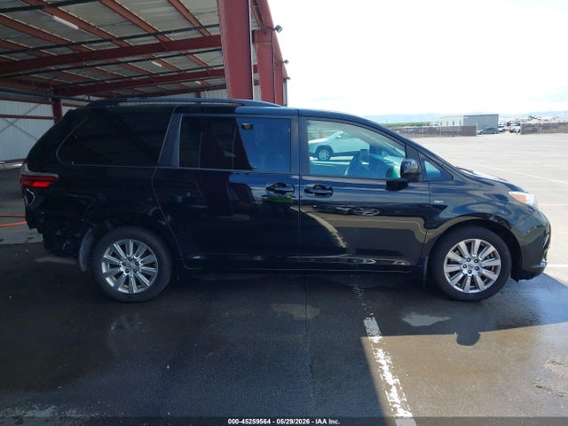 2017 Toyota Sienna Le 7 Passenger მანქანა იყიდება აუქციონზე, vin: 5TDJZ3DCXHS149363, აუქციონის ნომერი: 45259564