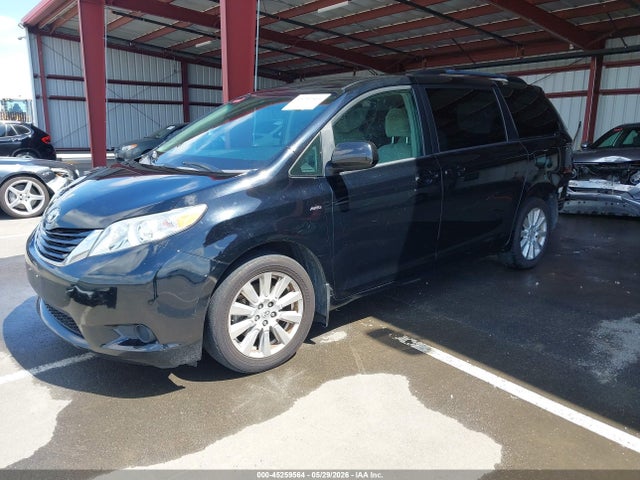 2017 Toyota Sienna Le 7 Passenger მანქანა იყიდება აუქციონზე, vin: 5TDJZ3DCXHS149363, აუქციონის ნომერი: 45259564