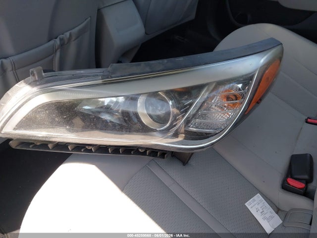 Hyundai SONATA ECO 2016 5NPE24AA4GH423076 Image 12