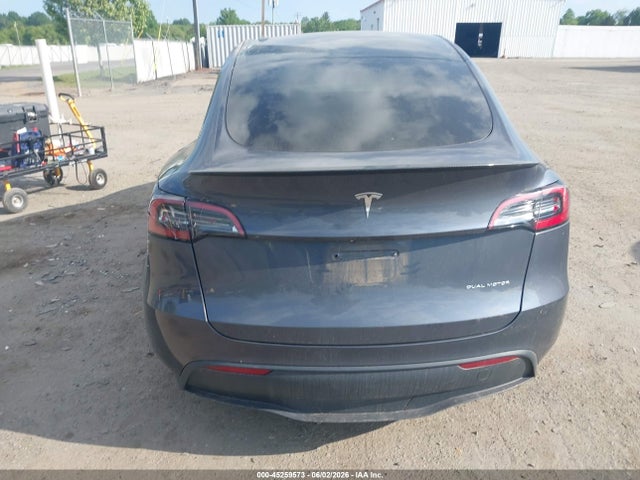 Продажа на аукционе авто 2023 Tesla Model Y Awd/long Range Dual Motor All-wheel Drive, vin: 7SAYGDEE1PA092029, номер лота: 45259573