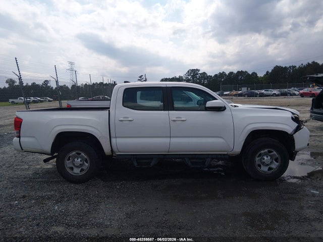 5TFAX5GN6GX070702 Toyota Tacoma Sr