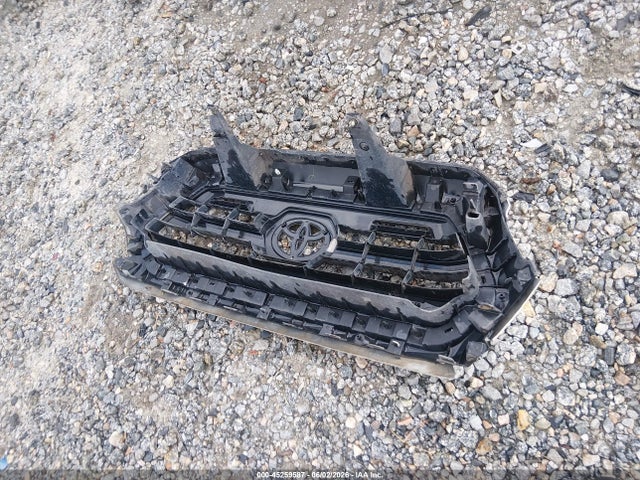 5TFAX5GN6GX070702 Toyota Tacoma Sr