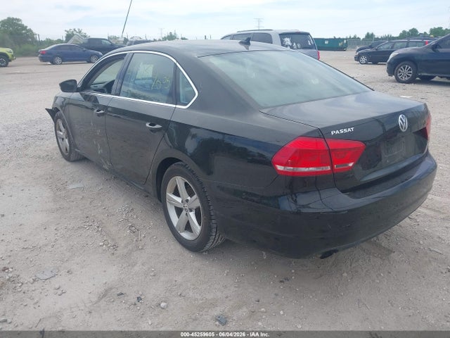 2015 Volkswagen Passat 1.8t Limited Edition მანქანა იყიდება აუქციონზე, vin: 1VWAS7A30FC078198, აუქციონის ნომერი: 45259605