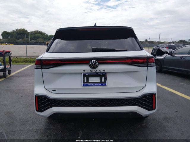 Продажа на аукционе авто 2026 Volkswagen Tiguan Se R-line Black, vin: 3VVHR7RM6TM019632, номер лота: 45259615