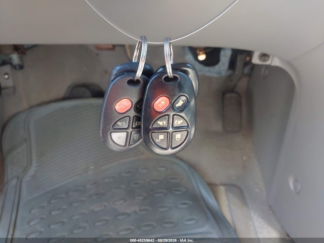 45259642 :رقم المزاد ، 5TDBA22C24S014400 vin ، 2004 Toyota Sienna Xle Limited مزاد بيع