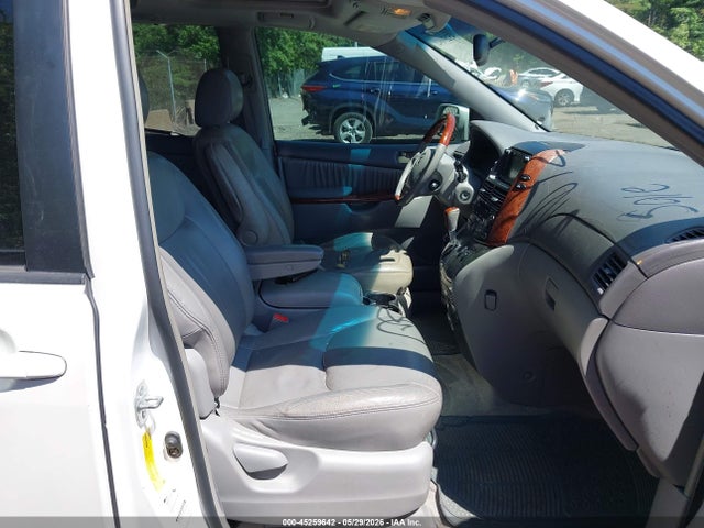 45259642 :رقم المزاد ، 5TDBA22C24S014400 vin ، 2004 Toyota Sienna Xle Limited مزاد بيع