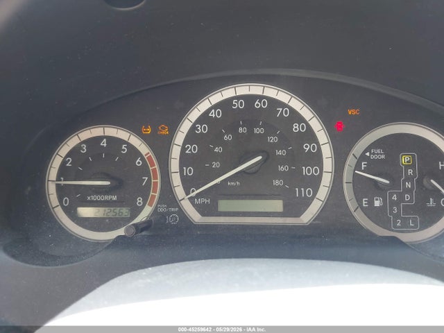 45259642 :رقم المزاد ، 5TDBA22C24S014400 vin ، 2004 Toyota Sienna Xle Limited مزاد بيع