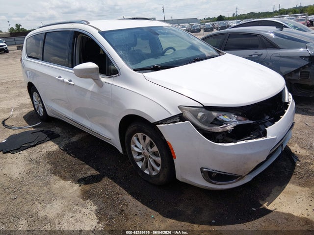 Aukcja sprzedaży 2019 Chrysler Pacifica Touring L, vin: 2C4RC1BG5KR531704, numer aukcji: 45259695