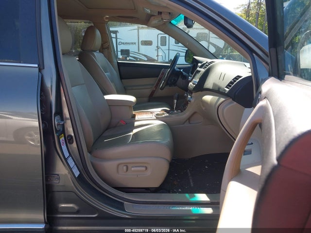 Продажа на аукционе авто 2012 Toyota Highlander Limited V6, vin: 5TDDK3EH8CS120061, номер лота: 45259719