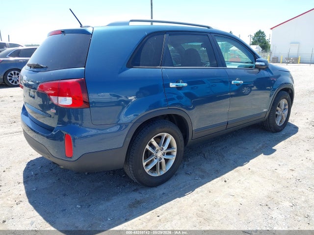 Продажа на аукционе авто 2015 Kia Sorento Lx, vin: 5XYKTCA61FG551951, номер лота: 45259742