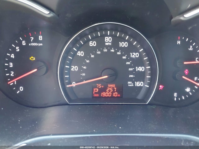 Продажа на аукционе авто 2015 Kia Sorento Lx, vin: 5XYKTCA61FG551951, номер лота: 45259742