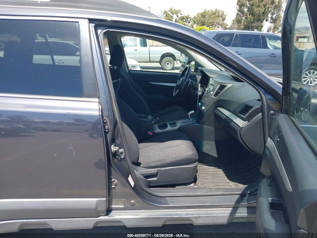 2011 Subaru Outback 2.5i Premium მანქანა იყიდება აუქციონზე, vin: 4S4BRBFC2B3345765, აუქციონის ნომერი: 45259771