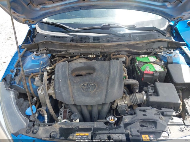 3MYDLBYV0JY302143 Toyota YARIS IA