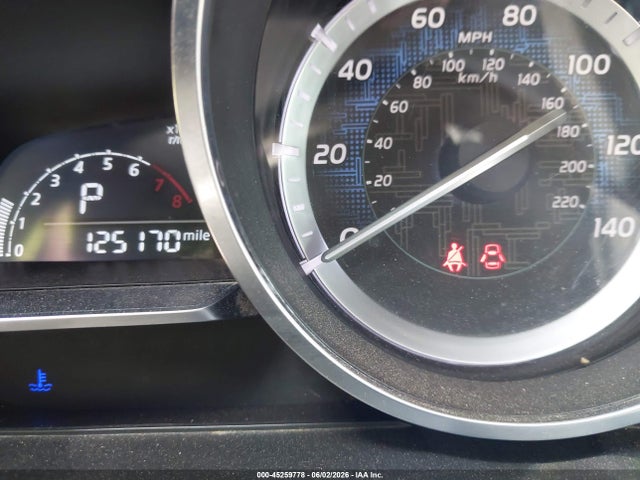 3MYDLBYV0JY302143 Toyota YARIS IA