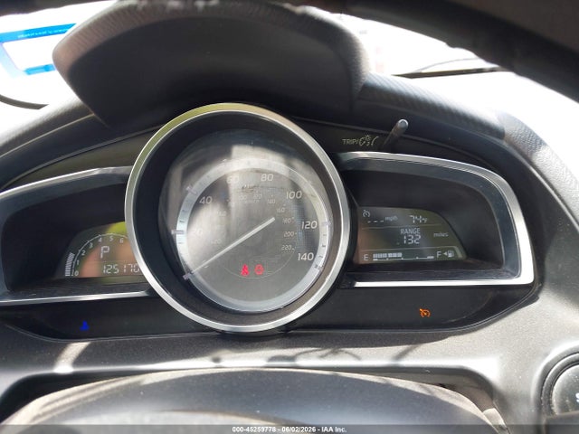3MYDLBYV0JY302143 Toyota YARIS IA