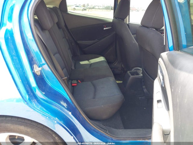 3MYDLBYV0JY302143 Toyota YARIS IA