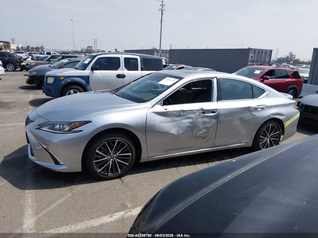 Aukcja sprzedaży 2022 Lexus Es 300h, vin: 58ADA1C17NU017570, numer aukcji: 45259790