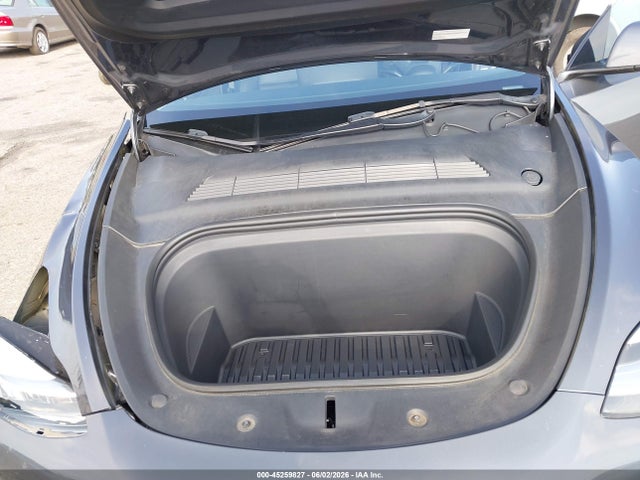 Tesla Model Y 2023 7SAYGDEE9PA032855 Image 10