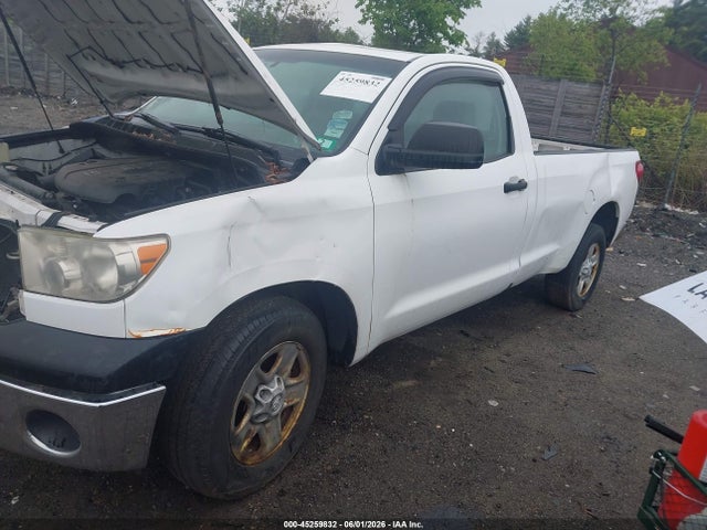 45259832 :رقم المزاد ، 5TFLU52158X012359 vin ، 2008 Toyota Tundra Base V6 مزاد بيع