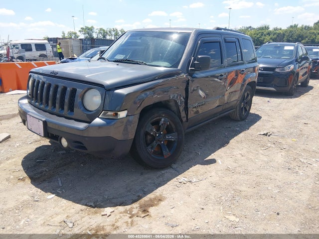 1C4NJPBA1ED850401 Jeep Patriot Altitude