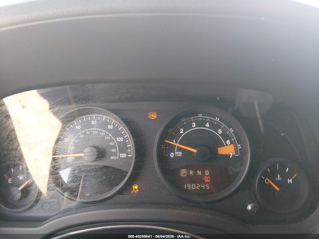 1C4NJPBA1ED850401 Jeep Patriot Altitude