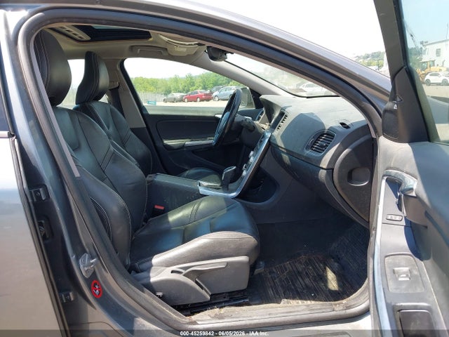 YV140MTL8H2426754 Volvo S60 T5 Dynamic
