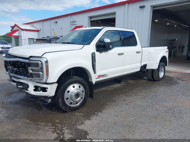 45259845 :رقم المزاد ، 1FT8W4DMXREE74186 vin ، 2024 Ford F-450 Platinum مزاد بيع