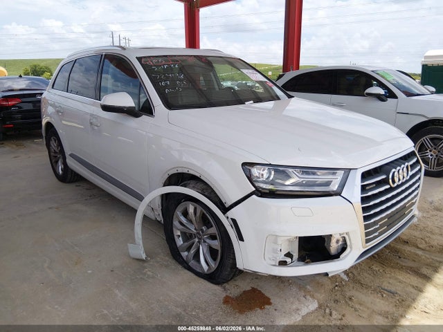 Продажа на аукционе авто 2018 Audi Q7 3.0t Premium, vin: WA1AAAF75JD005467, номер лота: 45259848