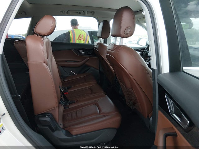 Продажа на аукционе авто 2018 Audi Q7 3.0t Premium, vin: WA1AAAF75JD005467, номер лота: 45259848