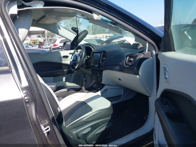 3C4NJCCB3LT105155 Jeep Compass Limited Fwd