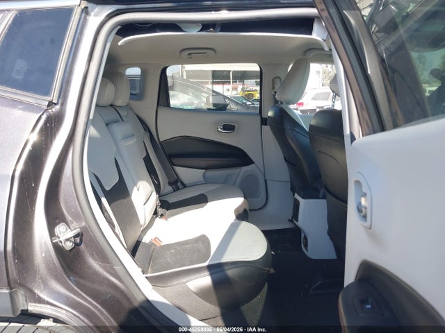 3C4NJCCB3LT105155 Jeep Compass Limited Fwd