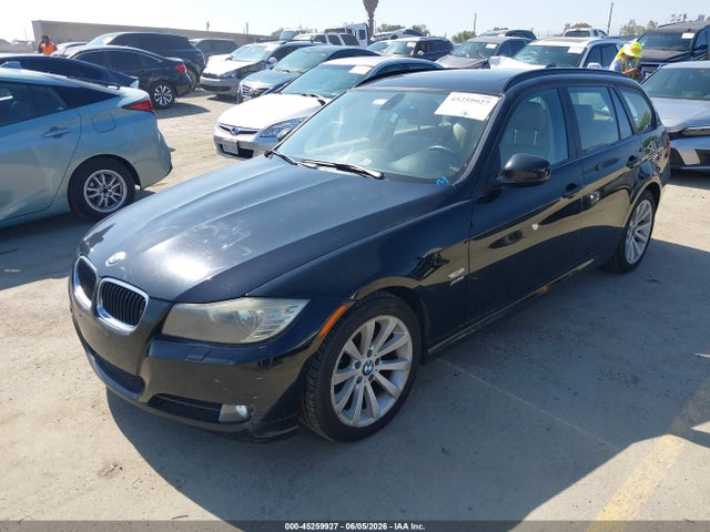 45259927 :رقم المزاد ، WBAUU3C5XBA541789 vin ، 2011 Bmw 328i Xdrive مزاد بيع