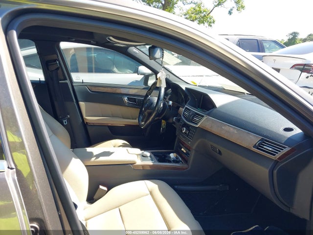 45259962 :رقم المزاد ، WDDHF8HB3BA398328 vin ، 2011 Mercedes-benz E 350 4matic مزاد بيع