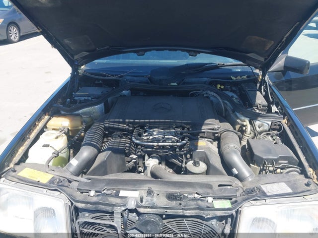 45259991 :رقم المزاد ، WDBEA34E4SC161297 vin ، 1995 Mercedes-benz E 420 Base/420 Special مزاد بيع
