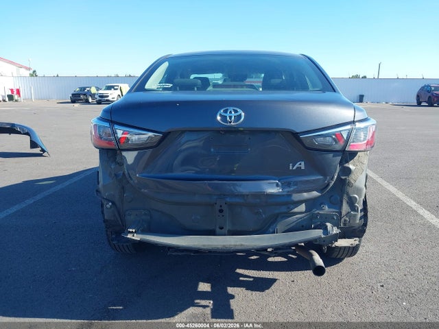 3MYDLBYV6JY312420 Toyota YARIS IA