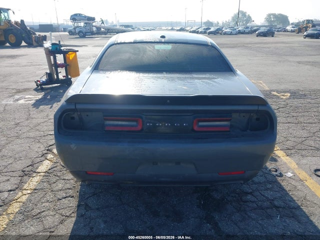 2C3CDZBT0HH600025 Dodge Challenger R/t