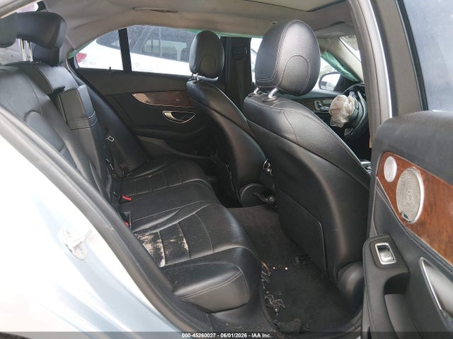 45260027 :رقم المزاد ، 55SWF4JB7FU044330 vin ، 2015 Mercedes-benz C 300 مزاد بيع