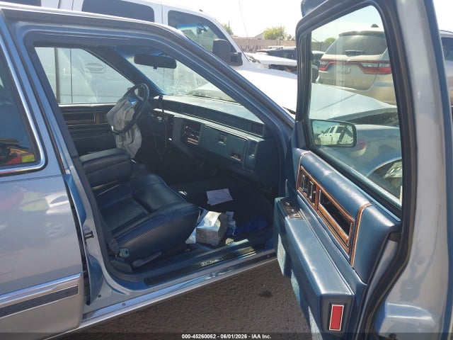 1991 Cadillac Deville მანქანა იყიდება აუქციონზე, vin: 1G6CD53B1M4341288, აუქციონის ნომერი: 45260062