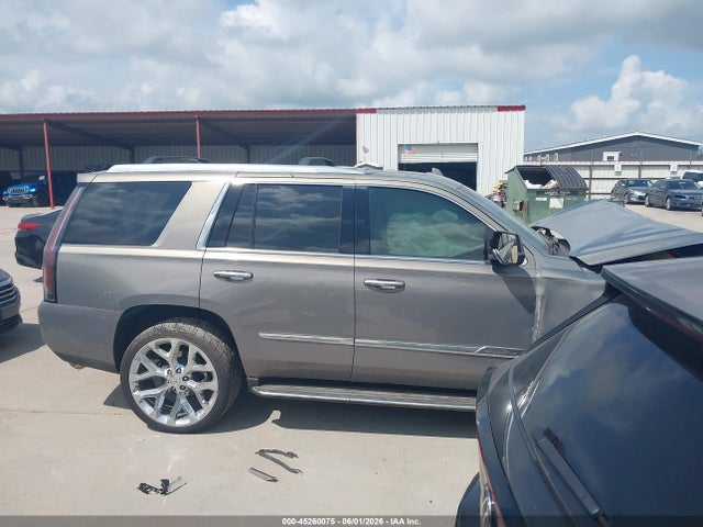 Продажа на аукционе авто 2017 Cadillac Escalade Luxury, vin: 1GYS4BKJ7HR163325, номер лота: 45260075