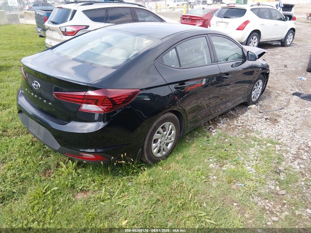 Hyundai ELANTRA SE 2020 5NPD74LF9LH611768 Image 4