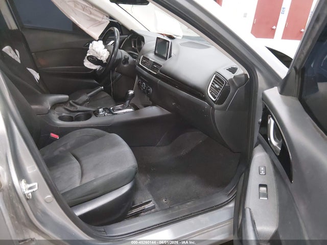 45260144 :رقم المزاد ، JM1BM1L7XG1319535 vin ، 2016 Mazda Mazda3 I Touring مزاد بيع