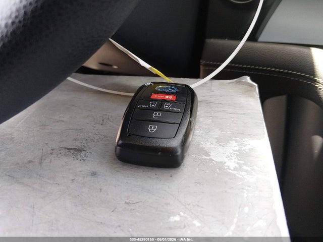 Toyota SIENNA LE 2025 5TDBRKEC0SS261707 Image 11