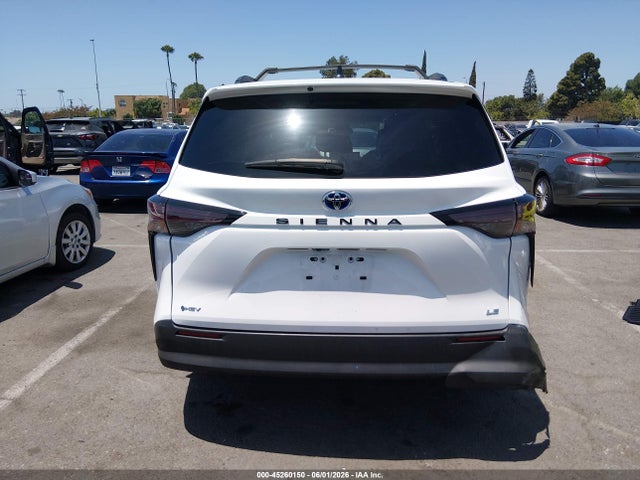 Toyota SIENNA LE 2025 5TDBRKEC0SS261707 Image 16