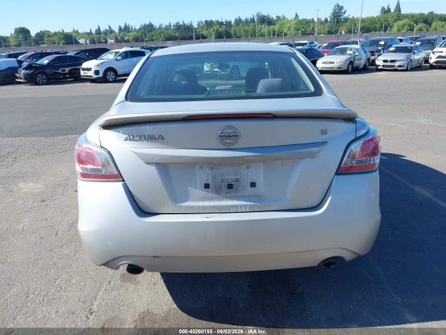 Nissan Altima 2.5 S 2015 1N4AL3APXFN314930 Image 16